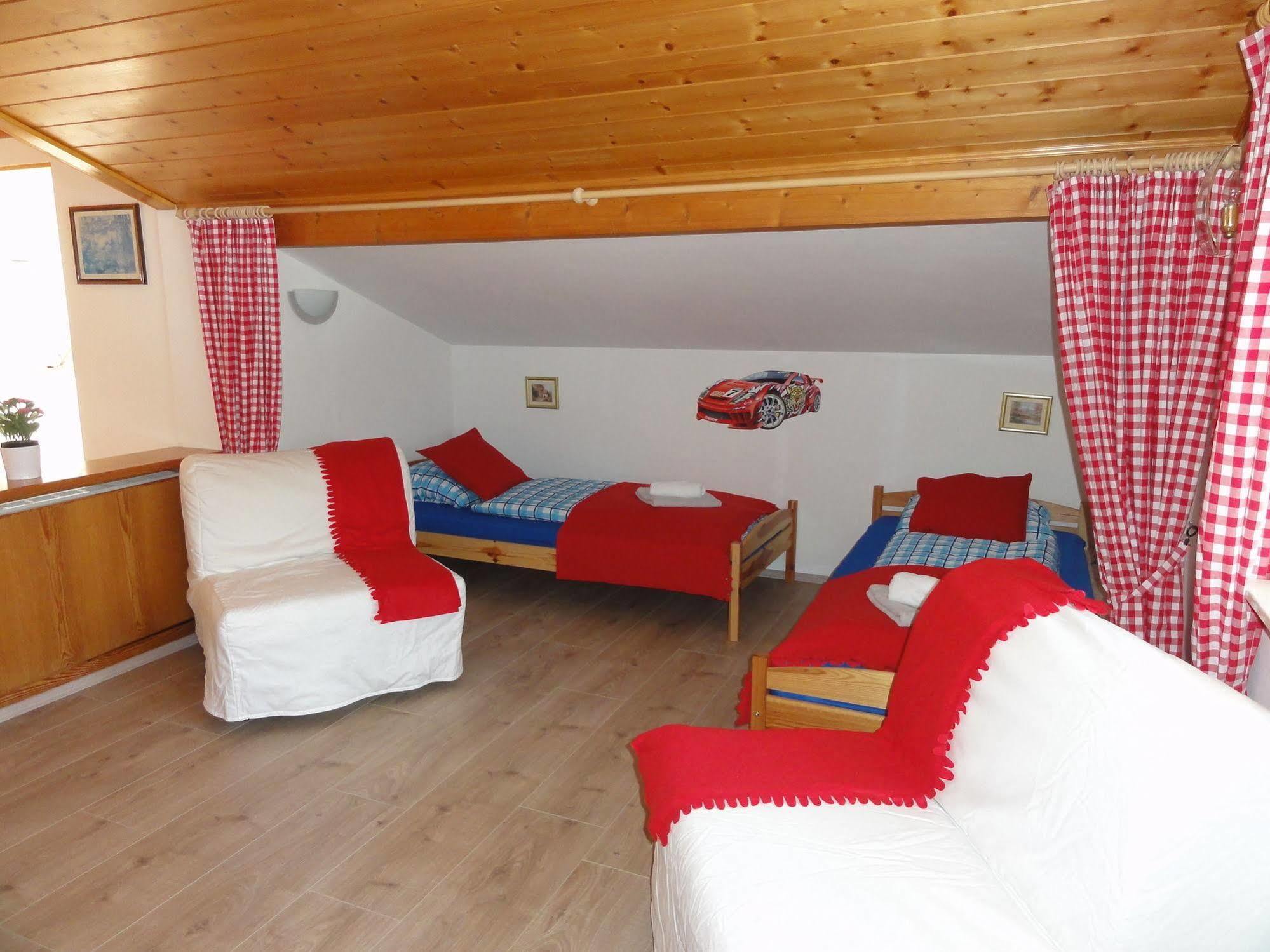 Pension AdlerHorst Steindorf am Ossiacher See Eksteriør billede